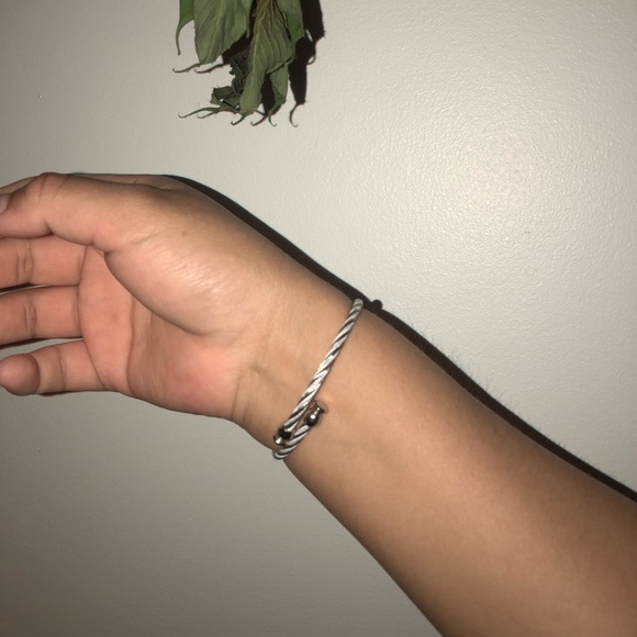 Watch - Picture 2 of 3